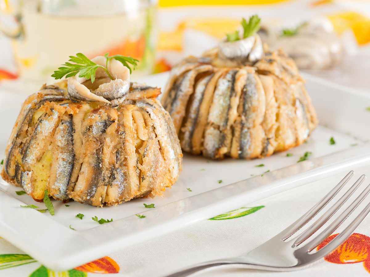 tortini con acciughe ripieni
