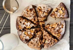 torta con mele e cacao